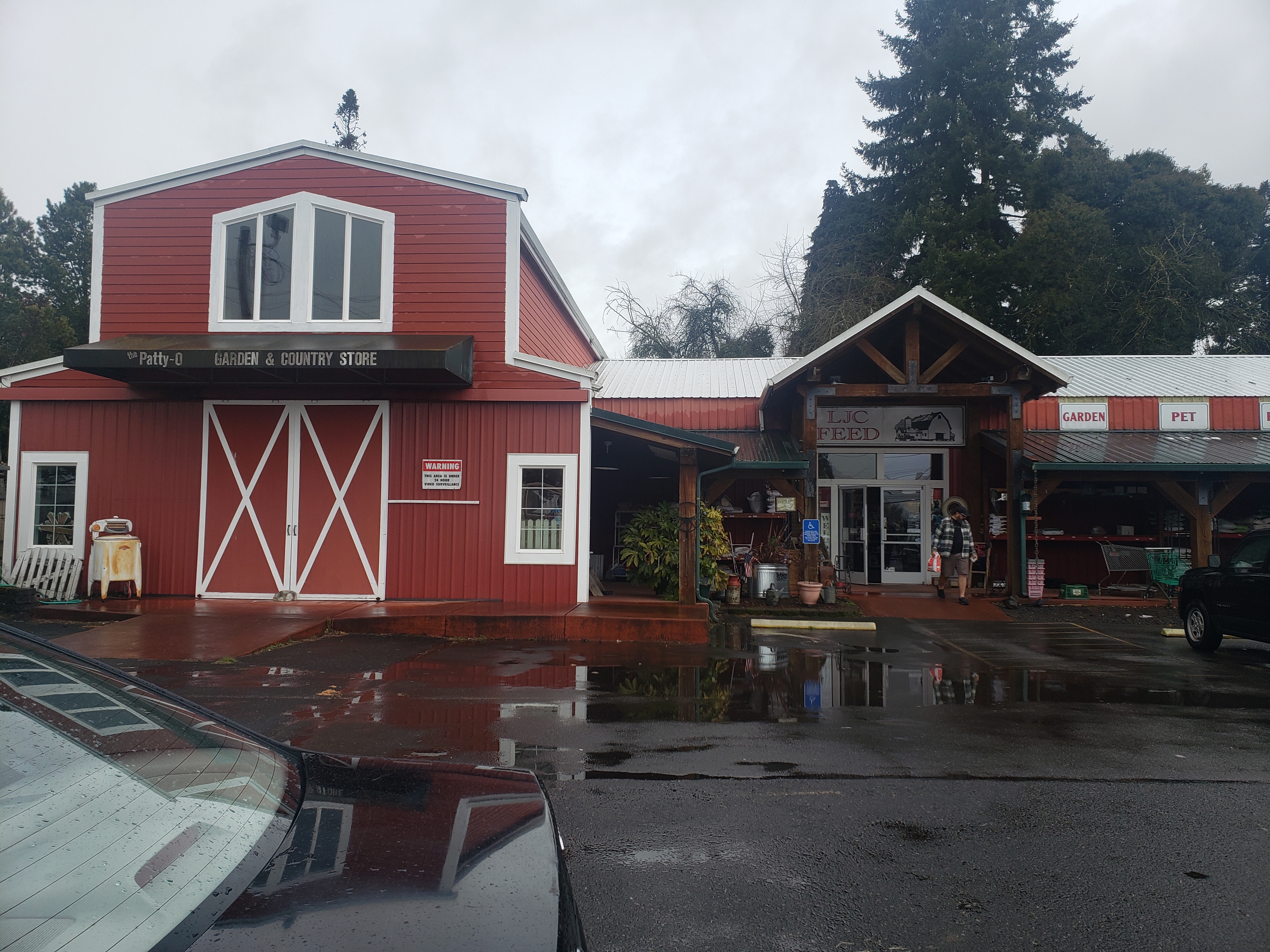 Two Rivers Farm and Outdoor