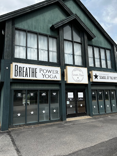BREATHE Power Yoga - Thumbnail