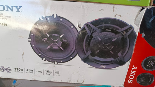 Car Speakers at 1000 only post image