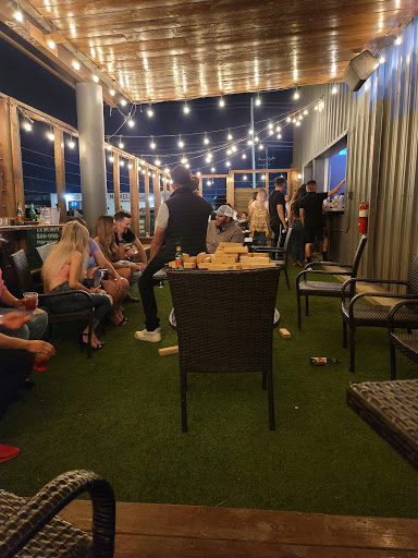 El MITOTE SPORTS LOUNGE