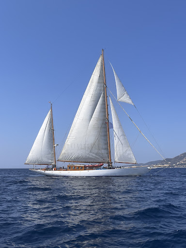 Isula Vela - Visual