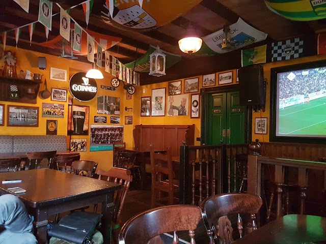 The Shamrock Irish Pub