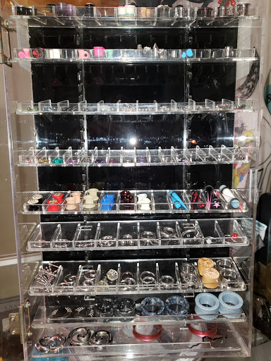 METALink Piercings Hawaii - Thumbnail