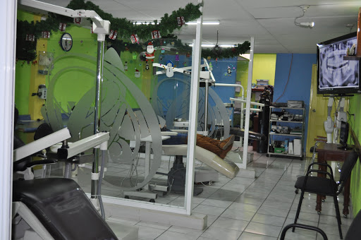 ODONTOESTETICS ESPECIALIDADES DENTALES ALTA TECNOLOGIA Gallery - Mexico