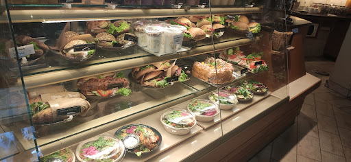 Delselius confectionery and bakery - Thumbnail