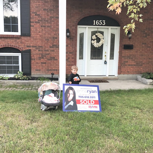 Jenna Ryan Real Estate Team - Sudbury Ontario