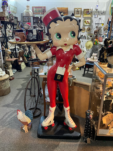Days Of Olde Antique Center - Thumbnail
