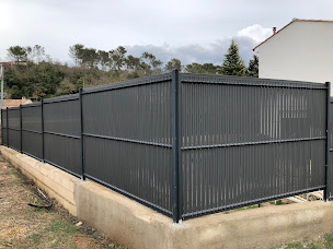 Photo n°24 de Les Clôtures Marseillaises à Bouc-Bel-Air (Piscine)