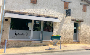 Photo n°2 de Studio 9 Coiffure à Corbarieu (Salon de coiffure)