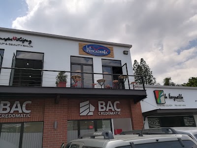 Photos of Plaza Americas Zona 13