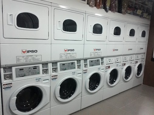 Zazizu Laundry, Author: Zazizu Laundry