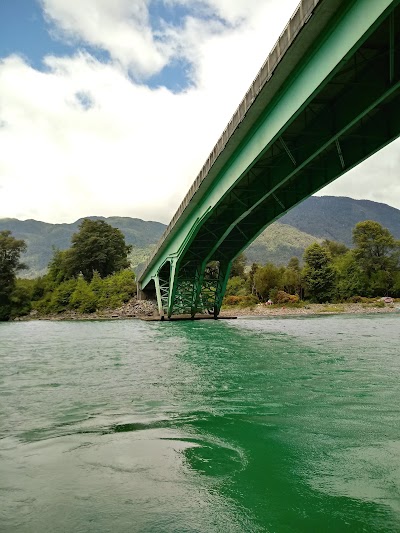 Photos of Puente Rio Puelo