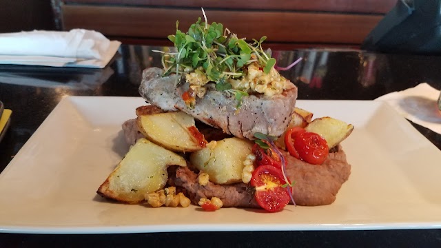 11th Street Taphouse Bar & Grille