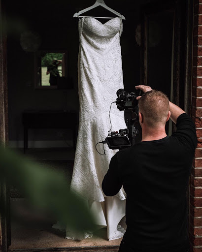 Brooks Studios - Visual