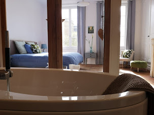 Photo n°12 de Maison De Maître Elegia à Castillon-la-Bataille (Chambre d'hôtes)