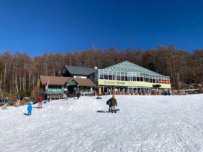 レストラン・ストリーム