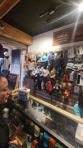 Volkanica Outdoors - Pucon - Tienda de deporte
