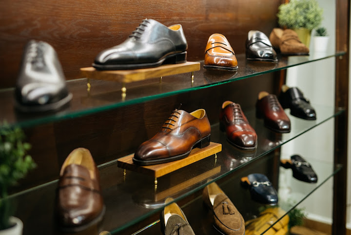 CNES Shoemaker International by null