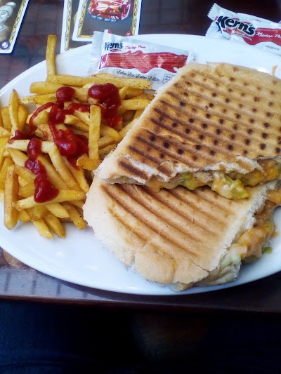 Photos of TableTop Caf&eacute;