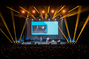 Photo n°7 de Noir Salle à Janvry (Agence événementielle)