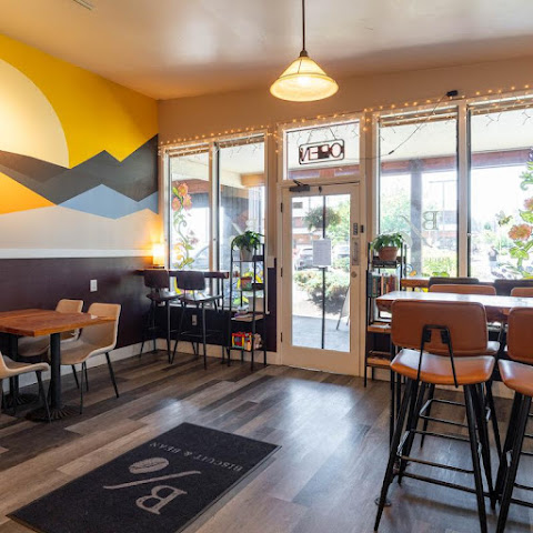 Biscuit & Bean Lake Stevens by null