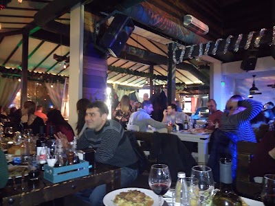 Photos of Intriga