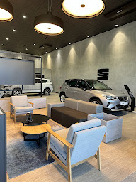 Photo n°3 de SEAT Vichy - SUMA | Hervier Automobile à Bellerive-sur-Allier (Vendeur de voitures d'occasion)