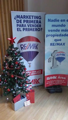AREA TEAM REMAX Servicios Inmobiliarios - Thumbnail
