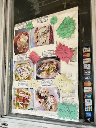 La Traditional Grill Taco Truck - Thumbnail
