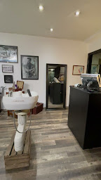 Photo n°2 de Jack’Coiffure à Le Cateau-Cambrésis (Salon de coiffure)