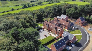 The Lodge, Drayton
