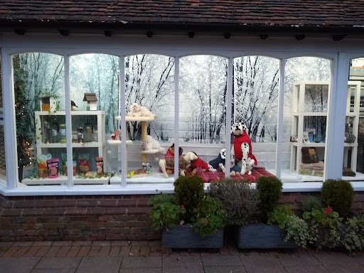 Woofaloo PetZone - United Kingdom