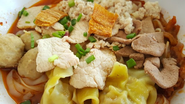 Hill Street Tai Hwa Pork Noodle