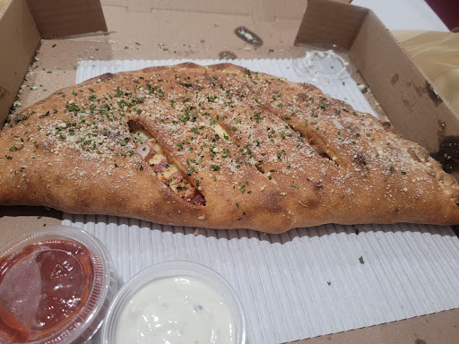 Tito's Pizza and Wings Gallery - Canada