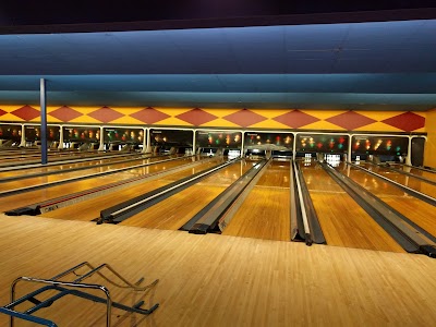 Palace Bowling & Entertainment Center