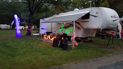 Goose Hollow Camp & RV Park