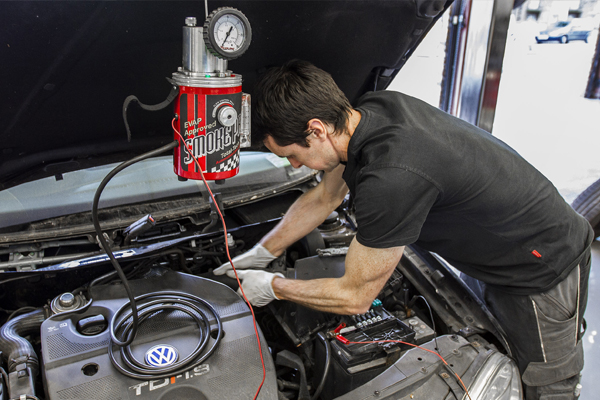 Brownings Garage Open Times