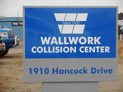 Wallwork Truck Collision Center - Bismarck