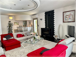 Photo n°6 de Karine GARCIA EI Conseillère Immobilier Sanary Propriétés-privees à Sanary-sur-Mer (Consultant)