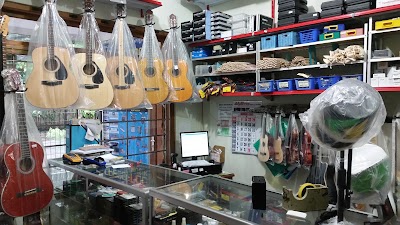 Photos of Crescendo Musik