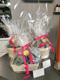 Photo n°12 de Art et Beauté Coiffure massages ayurvédiques crâniens à Morannes sur Sarthe-Daumeray (Salon de coiffure)