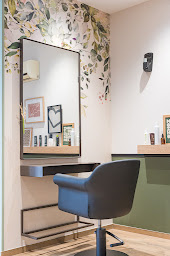 Photo n°25 de Lolita Coiff' à Saint-Hilaire-de-Riez (Salon de coiffure)