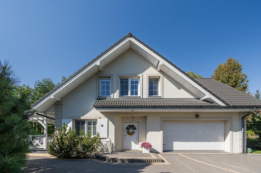 Freedom Real Estate Warsaw Downtown