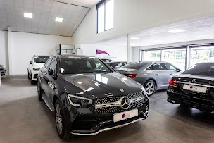 Photo n°4 de Via Automobile LILLE à Villeneuve-d'Ascq (Vendeur de voitures d'occasion)