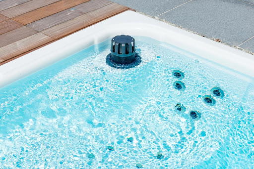 Photo de Aquilus Piscines et Spas Paray le Monial à Vitry-en-Charollais (71600)