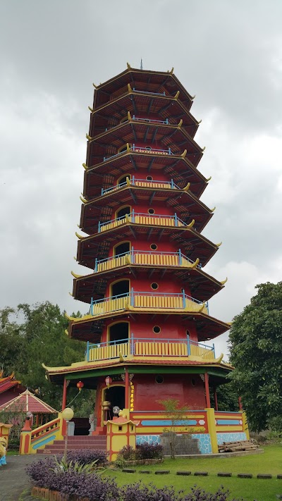 Photos of Pagoda Ekayana