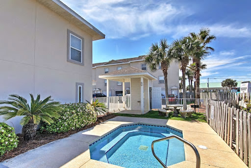 Royal Seaesta Townhomes VRBO Rental - Thumbnail