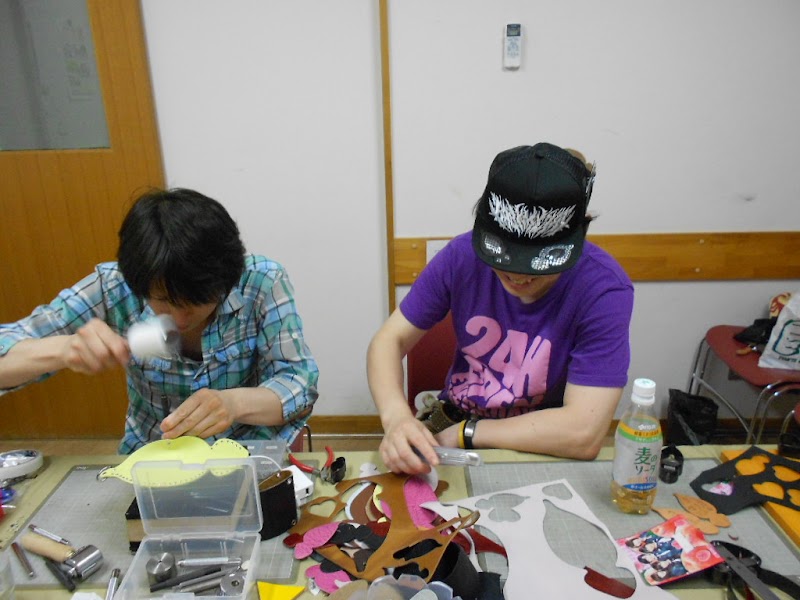 レザークラフト教室［ニウニウクラブ］