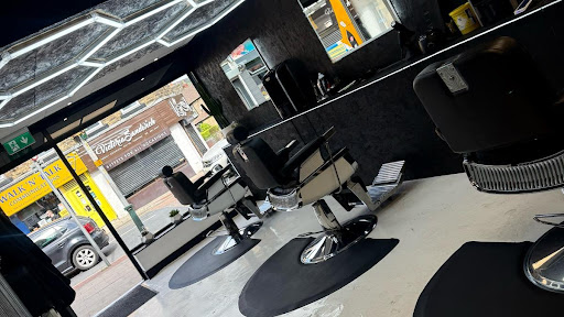 Beezy and co Barbers