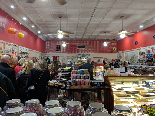 The Candy Shoppe on Main - Thumbnail